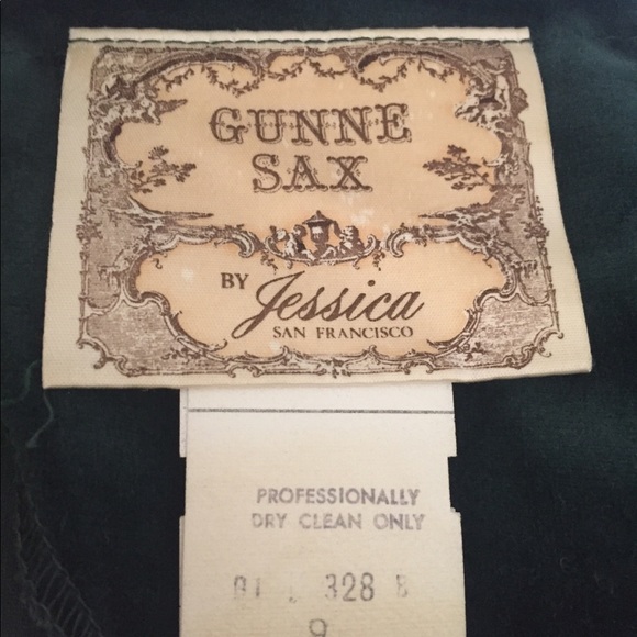 Vintage Gunne Sax velvet corset Victorian dress 9 - Picture 8 of 8